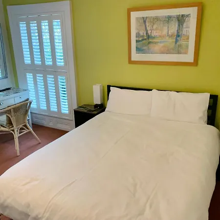 Derrin Guest House-3